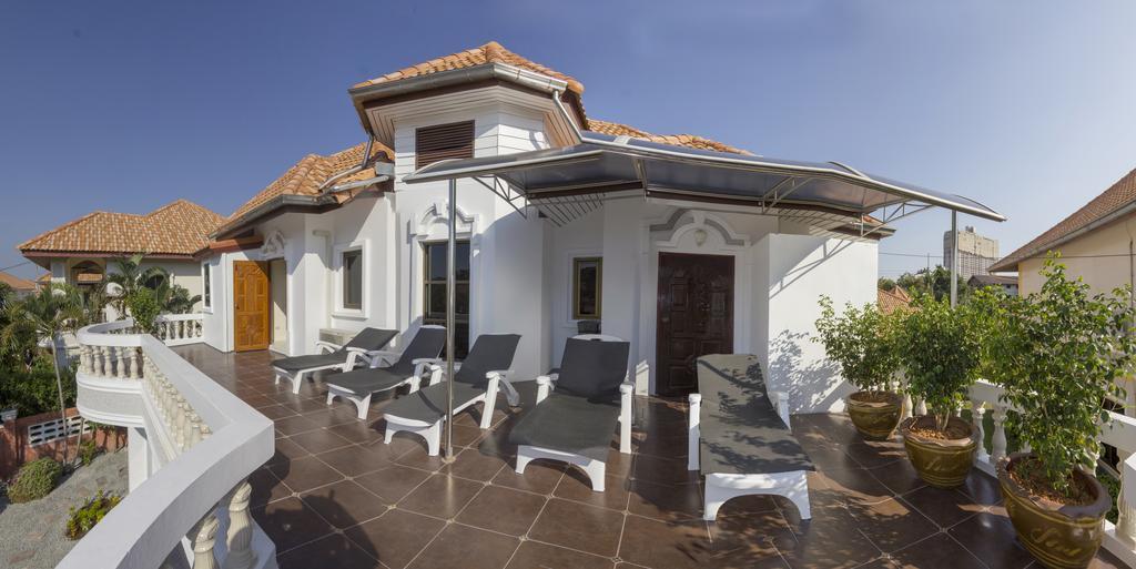 Ratana Villa - Pattaya Holiday House Walking Street 7 Bedrooms Exterior foto